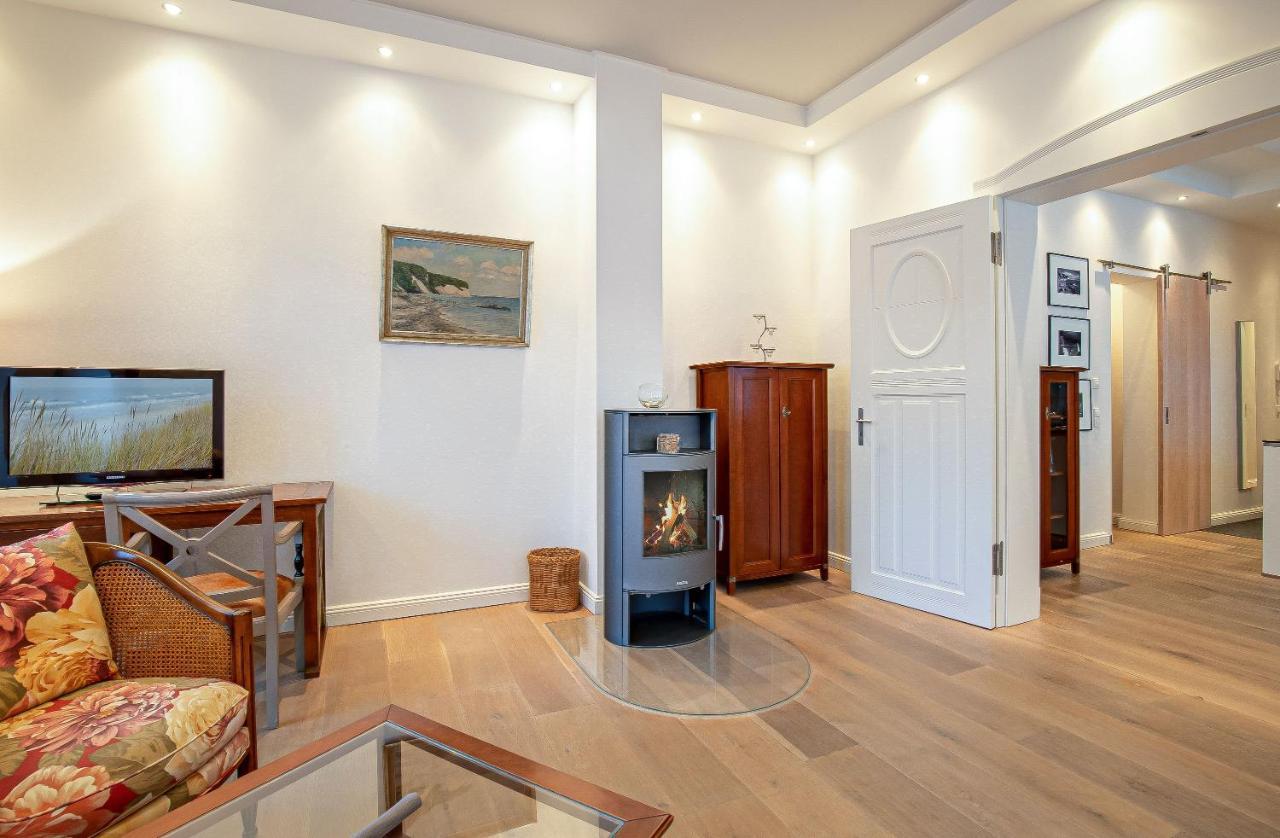 Villa Theres Augusta Sellin  Екстериор снимка